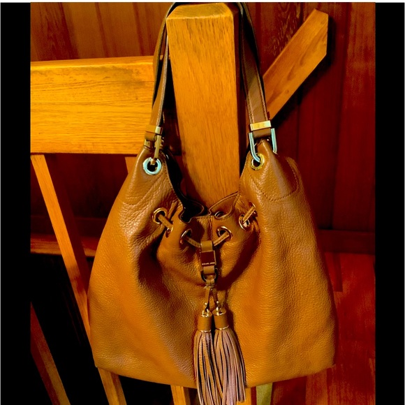 Preloved Michael Kors Shoulder Bag - Picture 2 of 8